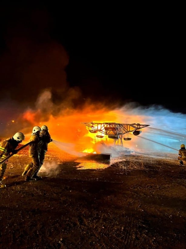 Foto - Ortalık savaş alanı gibi! Gerçeğini aratmayan görüntüler