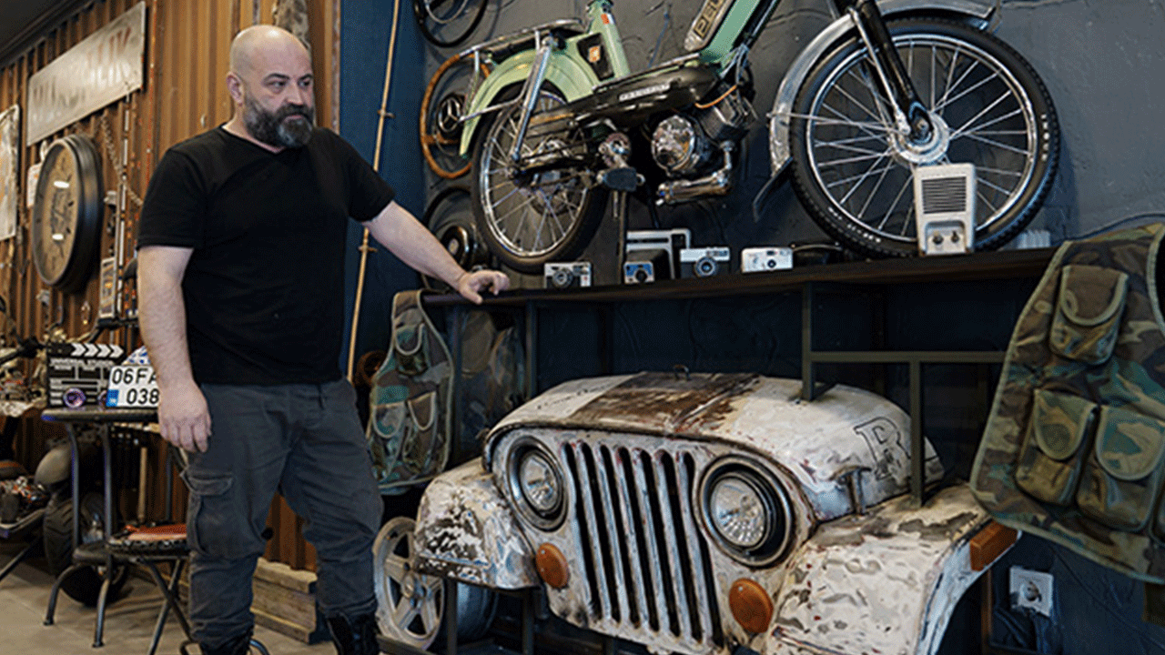 Foto - Ortaya neler çıkarılıyor neler! Hurda araç deyip geçmeyin!