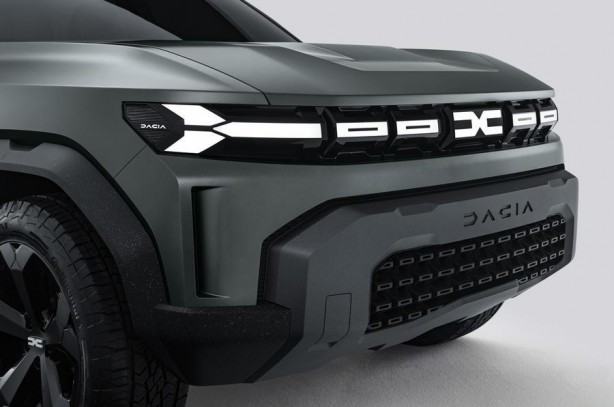 Foto - Örtüsü kaldırıldı! İşte Dacia'nın yeni SUV'u