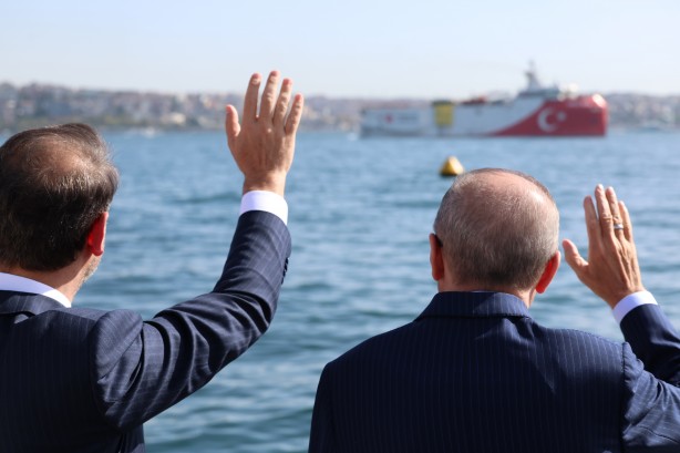 Foto - Oruç Reis Somali yolcusu! Başkan Erdoğan uğurladı