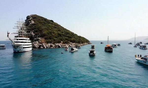 Foto - Oruç Reis'in hikayesinin başladığı ada! 1743 depreminde 3’te 1’lik bölümü sular altında kaldı