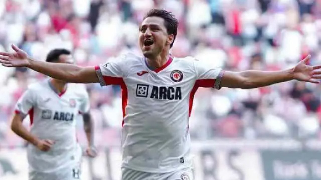 Foto - Osimhen derbide double yaptı: Süper Lig gol krallığı yarışı kızıştı!