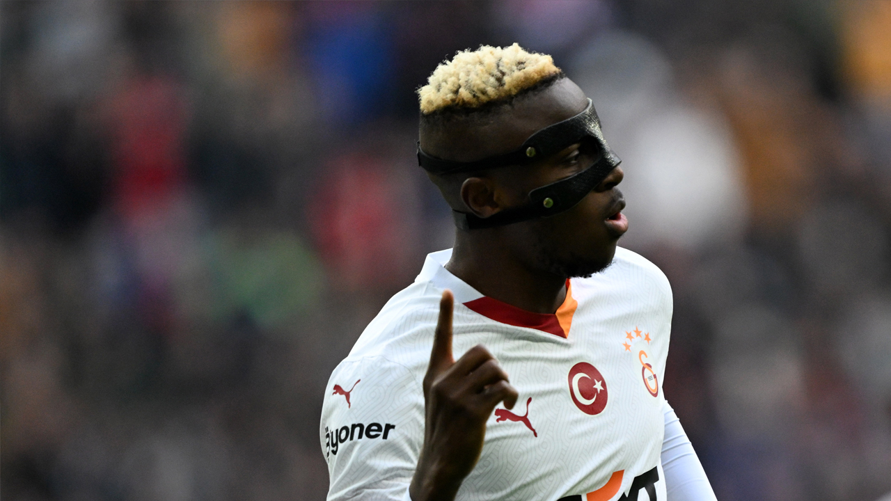 Foto - Osimhen devleri geri gönderdi: Resmen masaya yumruğunu vurdu! Hiç beklenmedik haber! Galatasaray karışacak…