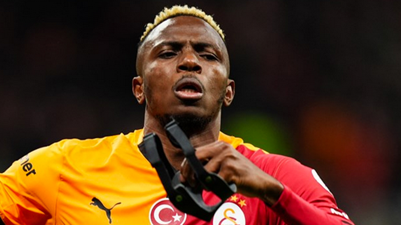 Foto - Osimhen devleri geri gönderdi: Resmen masaya yumruğunu vurdu! Hiç beklenmedik haber! Galatasaray karışacak…