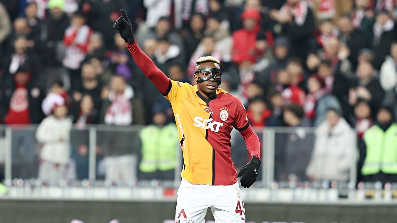 Osimhen Galatasaray’dan ayrılıyor mu? Az önce duyuruldu