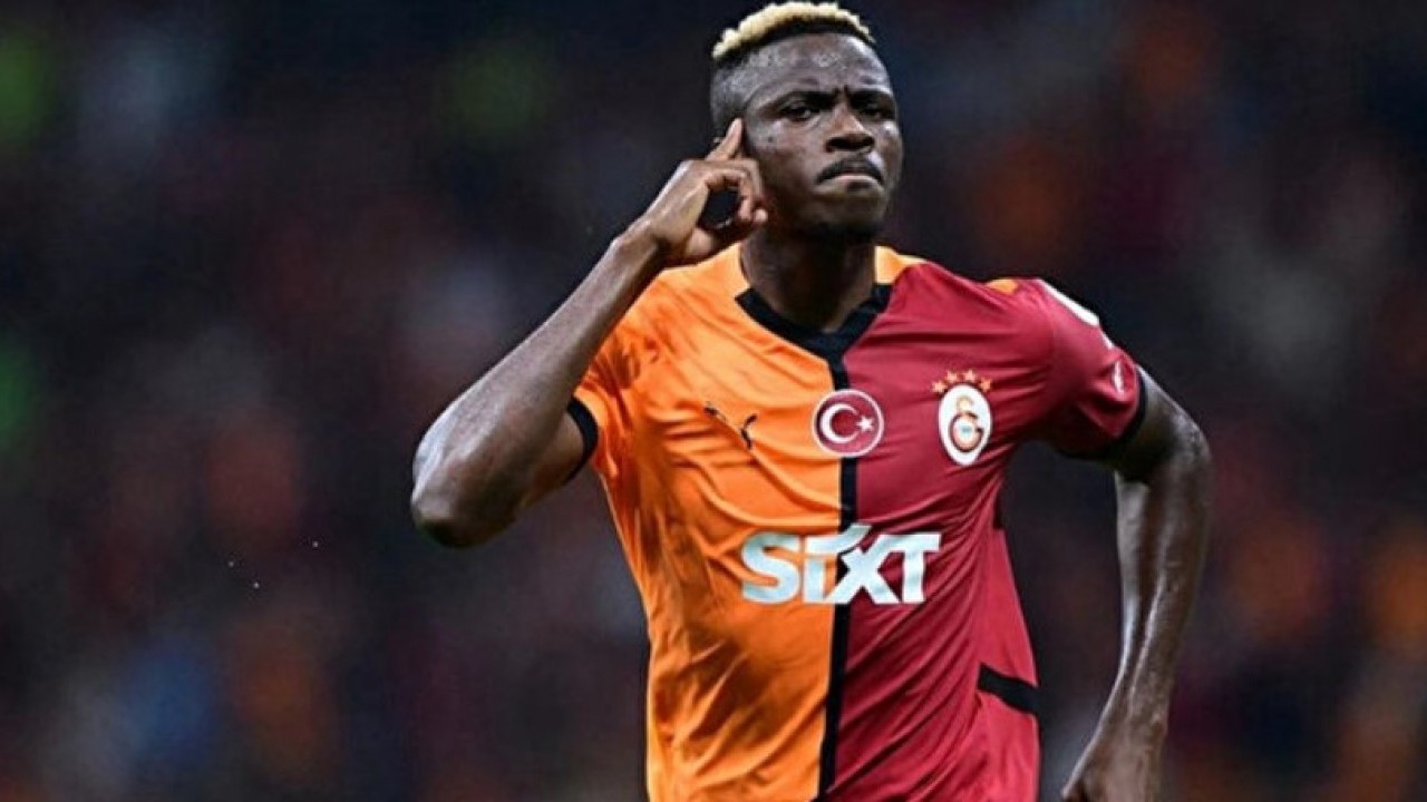 Osimhen için flaş gelişme! Napoli'den geri vites