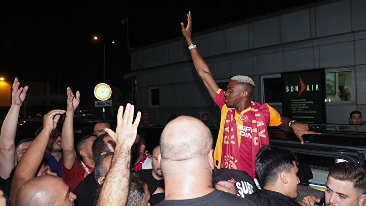 Foto - Osimhen'e özel forma: Fiyatı Galatasaraylıları şaşırttı