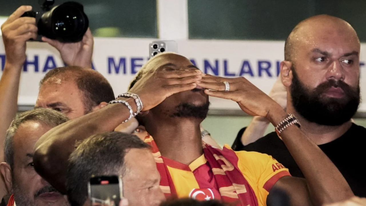 Foto - Osimhen’in geldiği akşam Türkiye’de öyle bir rekor kırıldı ki…