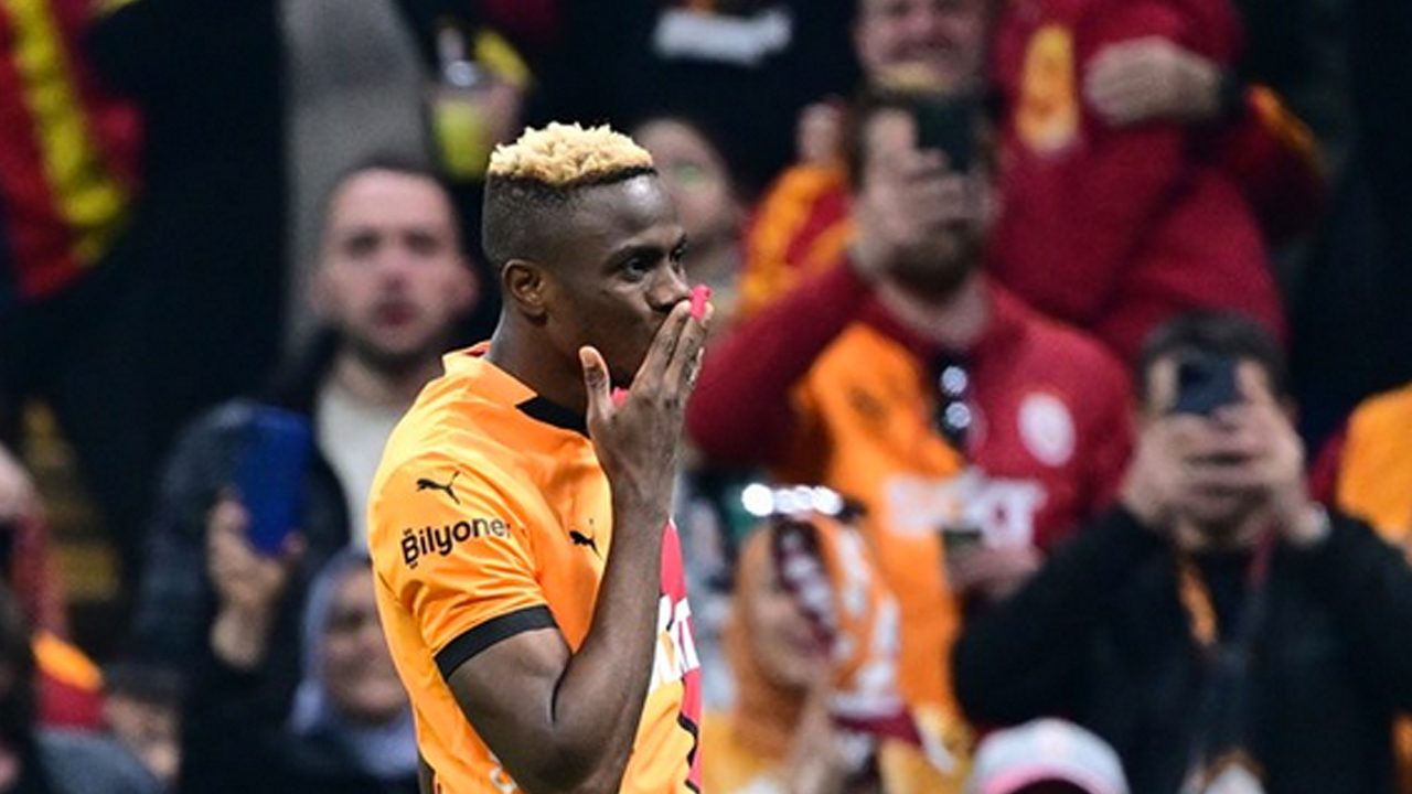 Foto - Osimhen’in resti sonrası sürpriz hamle geldi! Napoli Başkanı ne yapmaya çalışıyor böyle…