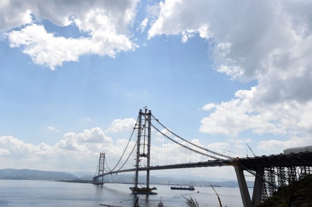 Foto - Osman Gazi Köprüsü'ndeki kavisin nedeni kuşlar