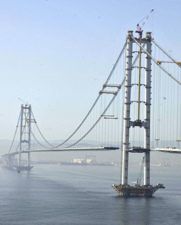 Foto - Osman Gazi Köprüsü'ndeki kavisin nedeni kuşlar