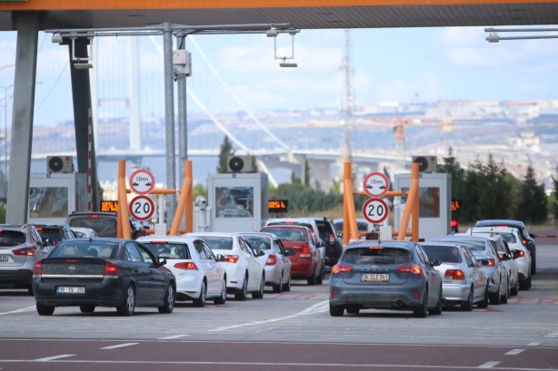 Foto - Osmangazi Köprüsü'nde bayram dönüşü trafiği