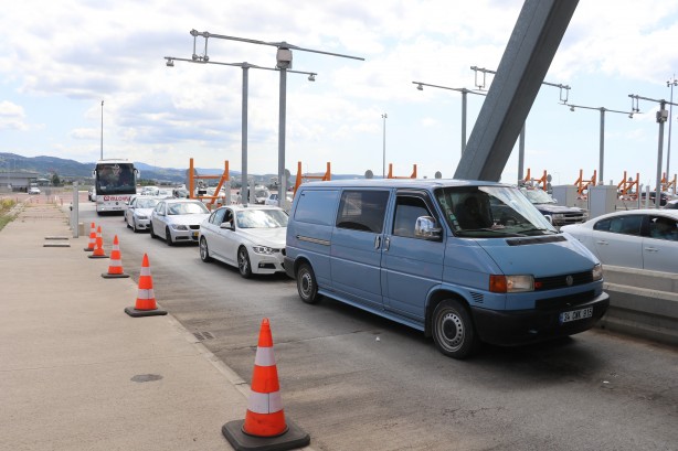 Foto - Osmangazi Köprüsü'nde bayram dönüşü trafiği