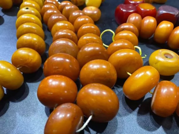 Osmanlı döneminden kalma! Ünlü markalara meydan okuyor: Çadır düğmelerinden tespih! Binlerce liraya alıcı buluyor...