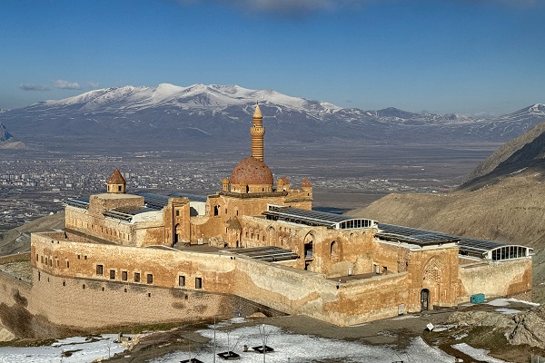 Foto - Osmanlı'dan günümüze: İshak Paşa Sarayı