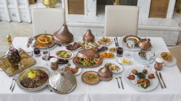 Foto - Osmanlılar niye sofrada su içmezdi?