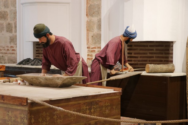 Foto - Osmanlı'nın ihtişamı için rekor ziyaretçi! Beklenmedik gelişme! Bir anda durduruldu