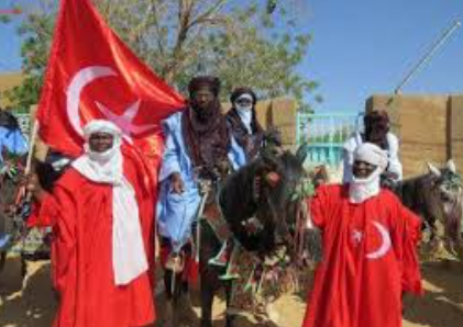 Foto - Osmanlı’nın son sancağı hala yaşıyor! Afrika’da yaşayan esmer Türkler