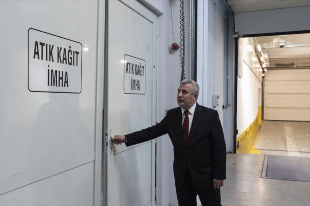 Foto - ÖSYM'nin dünyadan izole sınav merkezi kapılarını ilk kez açtı! Çöp bile 45 gün dışarı çıkmıyor