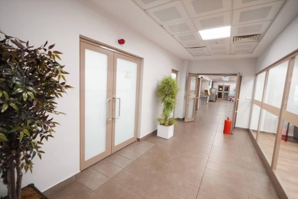 Foto - ÖSYM'nin dünyadan izole sınav merkezi kapılarını ilk kez açtı! Çöp bile 45 gün dışarı çıkmıyor