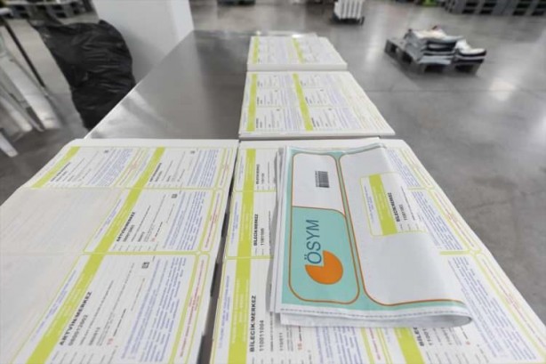 Foto - ÖSYM'nin dünyadan izole sınav merkezi kapılarını ilk kez açtı! Çöp bile 45 gün dışarı çıkmıyor