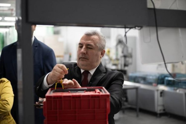 Foto - ÖSYM'nin dünyadan izole sınav merkezi kapılarını ilk kez açtı! Çöp bile 45 gün dışarı çıkmıyor