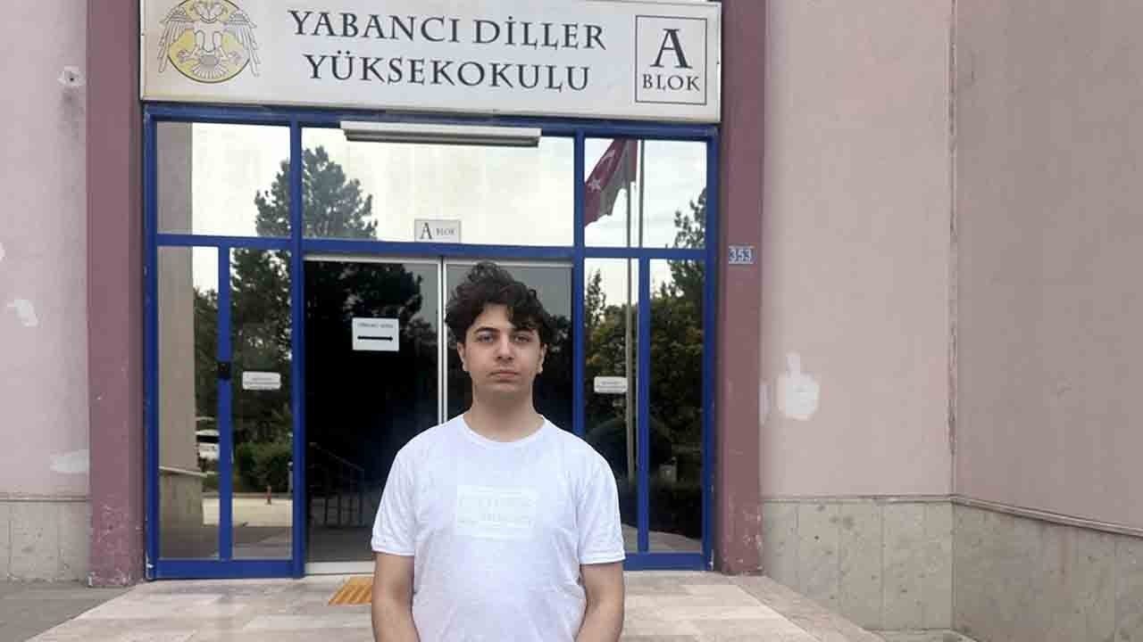 Foto - Otizmli gençten örnek mücadele: Kendi deneyimiyle başkalarına umut oluyor
