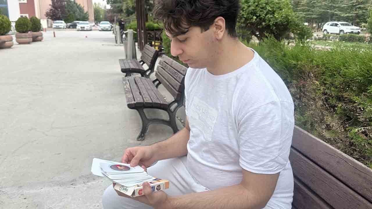 Foto - Otizmli gençten örnek mücadele: Kendi deneyimiyle başkalarına umut oluyor
