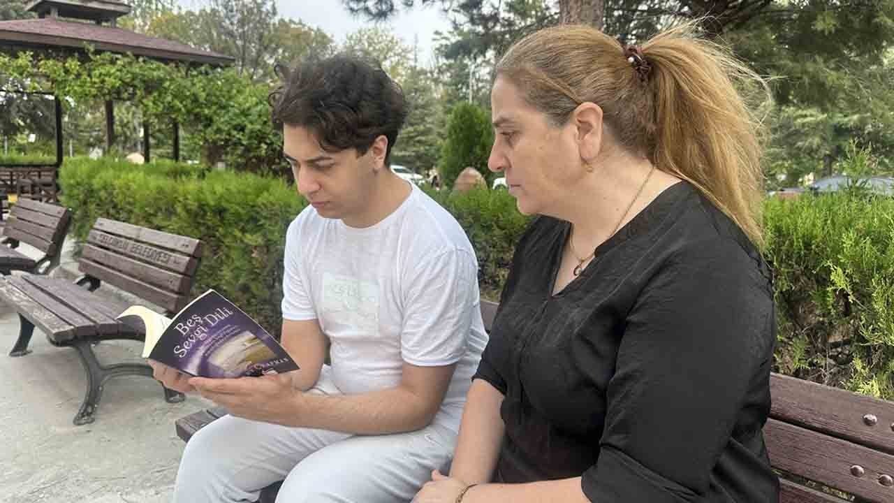 Foto - Otizmli gençten örnek mücadele: Kendi deneyimiyle başkalarına umut oluyor