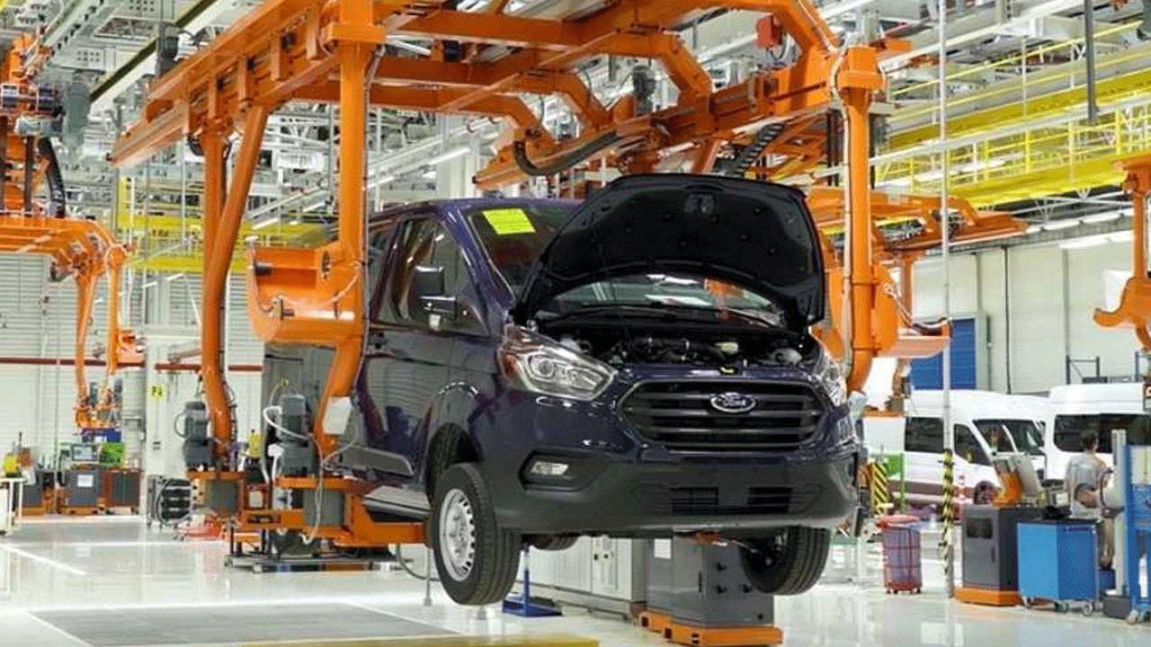 Foto - Oto devine büyük şok: 2 yıl boyunca yavaş yavaş çalmışlar!