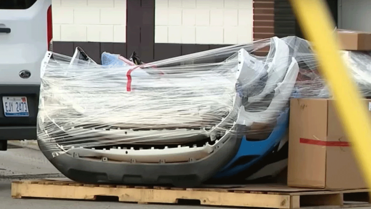 Foto - Oto devine büyük şok: 2 yıl boyunca yavaş yavaş çalmışlar!