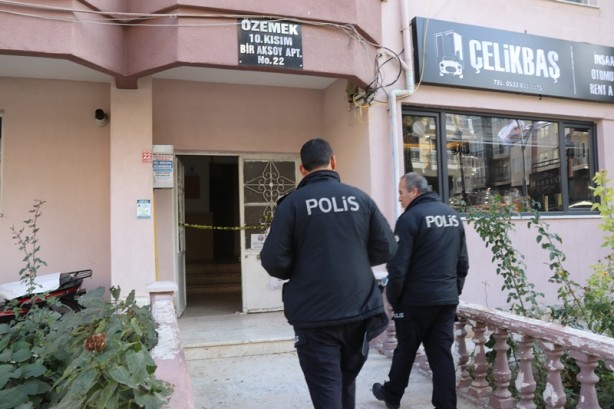 Oto galeride silahlı kavga: 1 kişi öldü, 1 kişi yaralandı