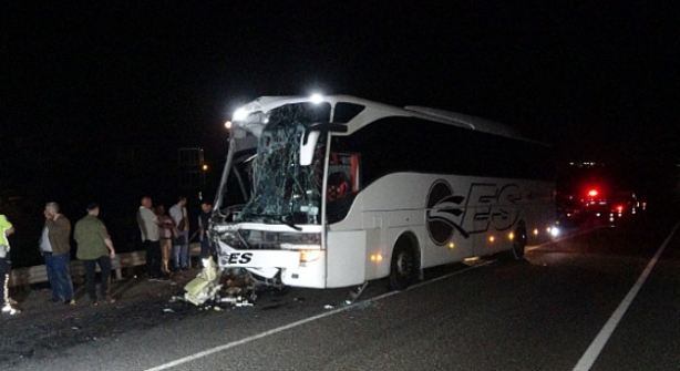 Foto - Otobüs kazalarında korkunç tablo! Mercedes detayı dikkat çekti