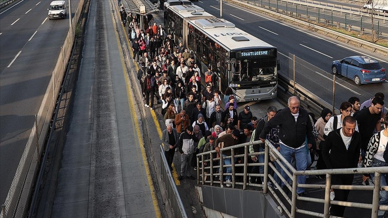 Foto - Otobüs, minibüs, metrobüs ve taksi ne ücretleri kadar oldu? Zamlı tarife yarın devrede!