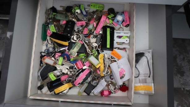 Foto - Otobüsten çıkanlarda yok yok!