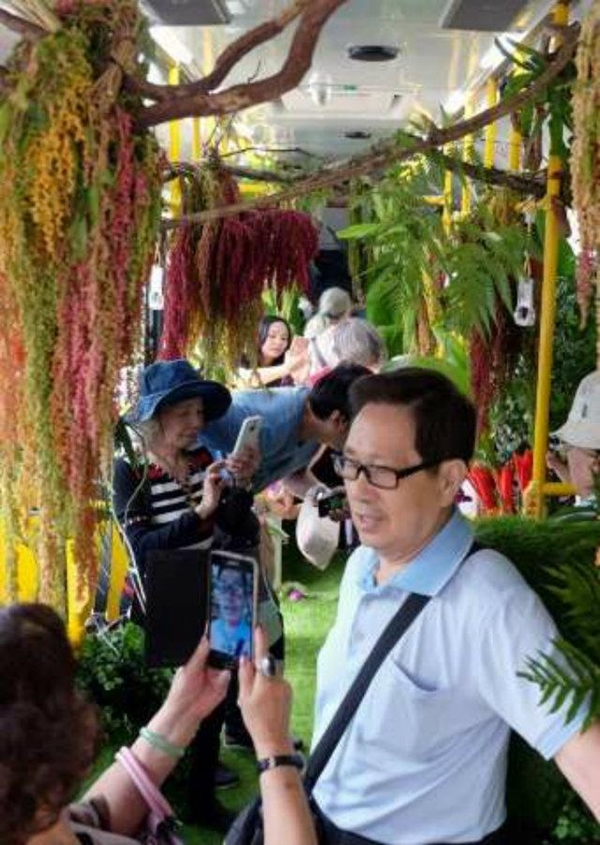 Foto - Otobüsü ormana çevirdiler!