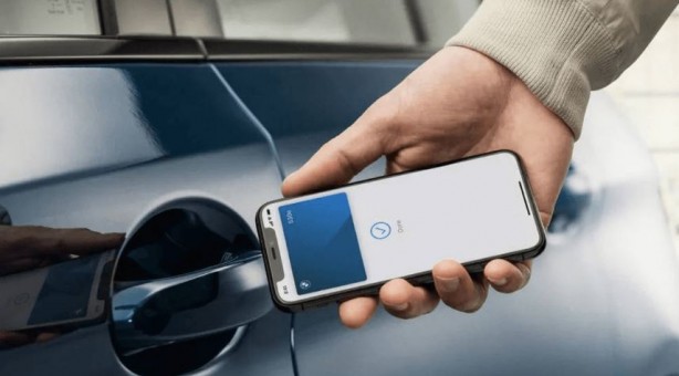 Foto - Otomobil anahtarları tarihe karışıyor! iPhone’lar kapı açıp motoru çalıştıracak