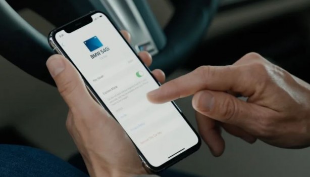 Foto - Otomobil anahtarları tarihe karışıyor! iPhone’lar kapı açıp motoru çalıştıracak