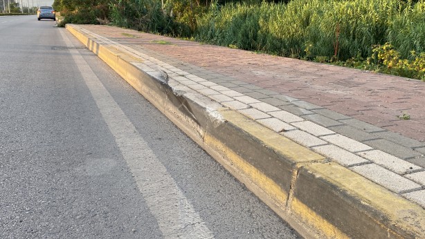 Otomobil dereye uçtu