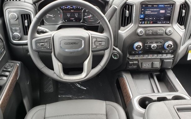 Foto - Otomobil devi araçlarına ChatGPT desteği ekleyecek