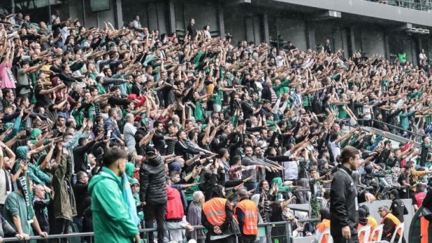 Foto - Otomobil devi Kocaelispor ile sponsorluk anlaşması imzaladı!
