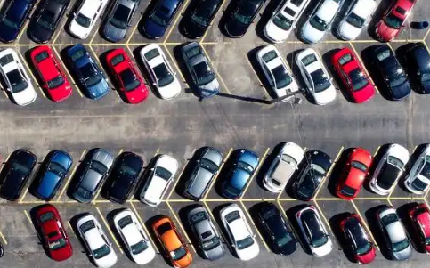 Renault'tan sürpriz Türkiye kararı! 300 bin liraya araba satmaya başladılar