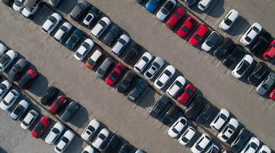 Foto - Otomobil devinden çılgın indirim! Görenler gözlerine inanamıyor!