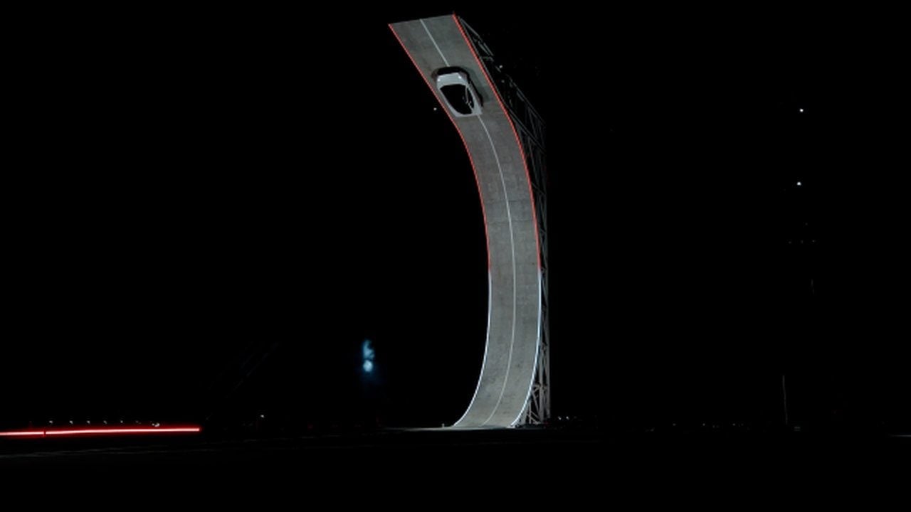 Foto - Otomobil dünyasını zangır zangır sallayacak! Bütün dünya, Elon Musk’ın yeni aracını konuşuyor