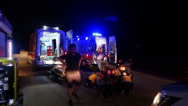 Foto - Otomobil elektrik direğine çarptı: 6 yaralı