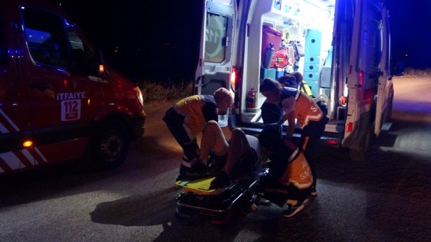 Foto - Otomobil elektrik direğine çarptı: 6 yaralı