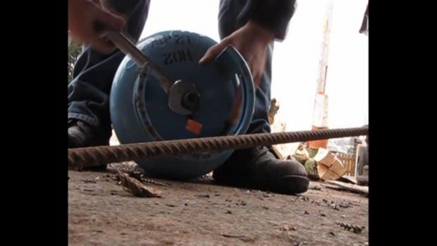 Otomobil jantından bakın ne yaptı!