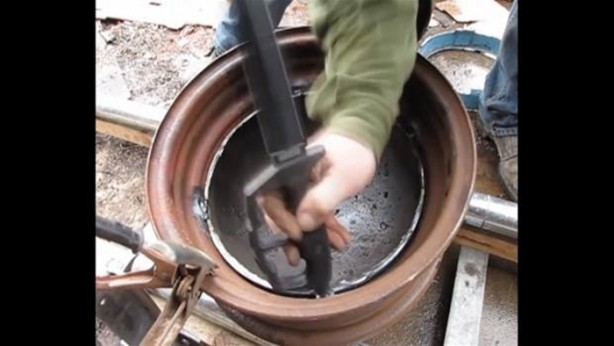 Foto - Otomobil jantından bakın ne yaptı!