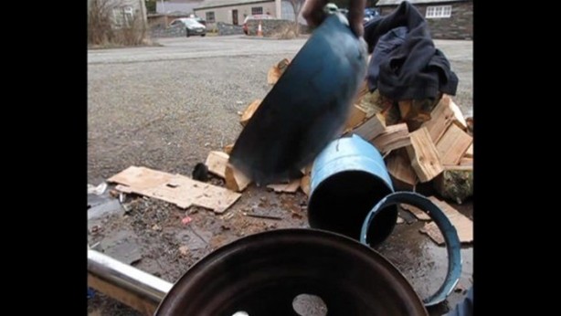 Foto - Otomobil jantından bakın ne yaptı!