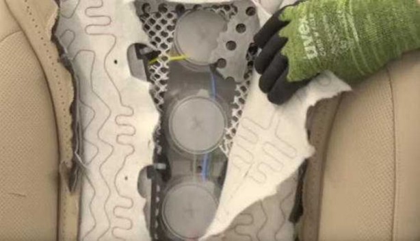 Foto - Otomobil koltuklarının içinde bakın ne var?
